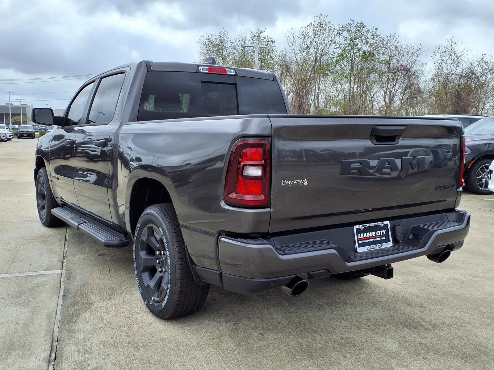New 2026 RAM 1500 Express AWD/4WD image 2