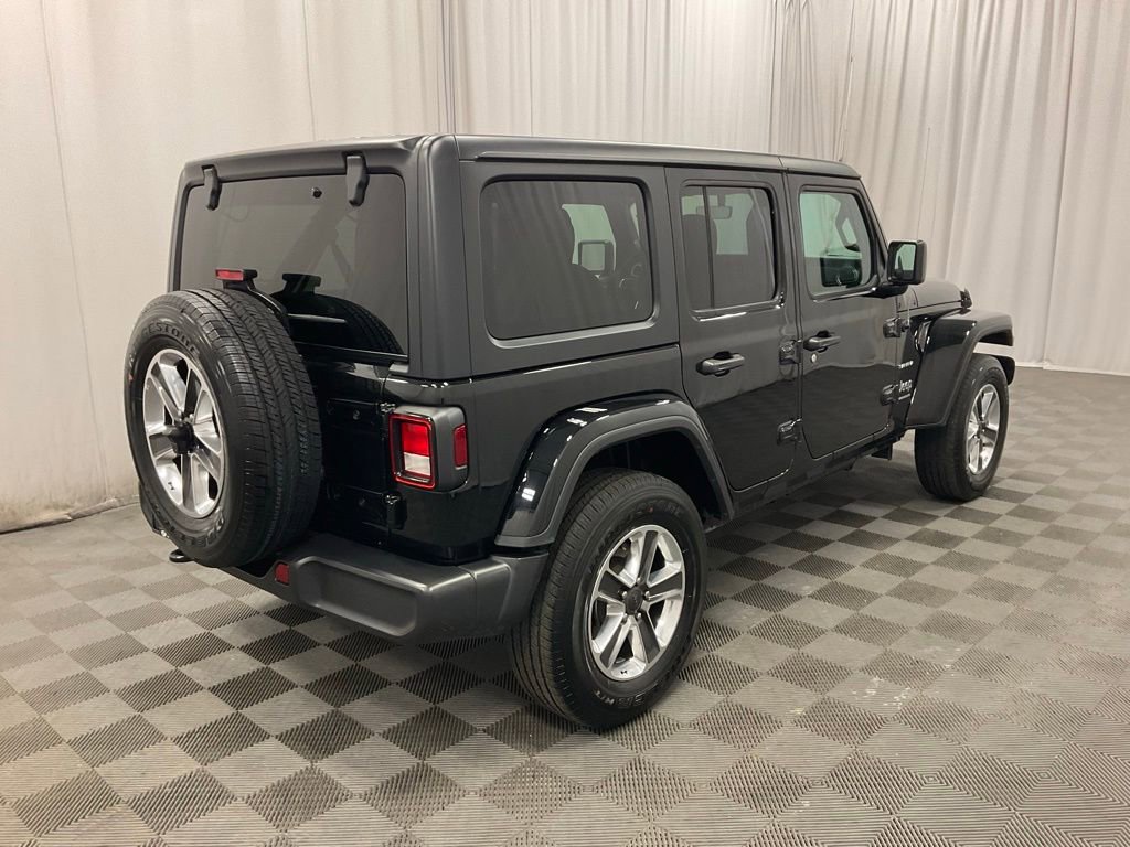 Used 2023 Jeep Wrangler Sahara image 3