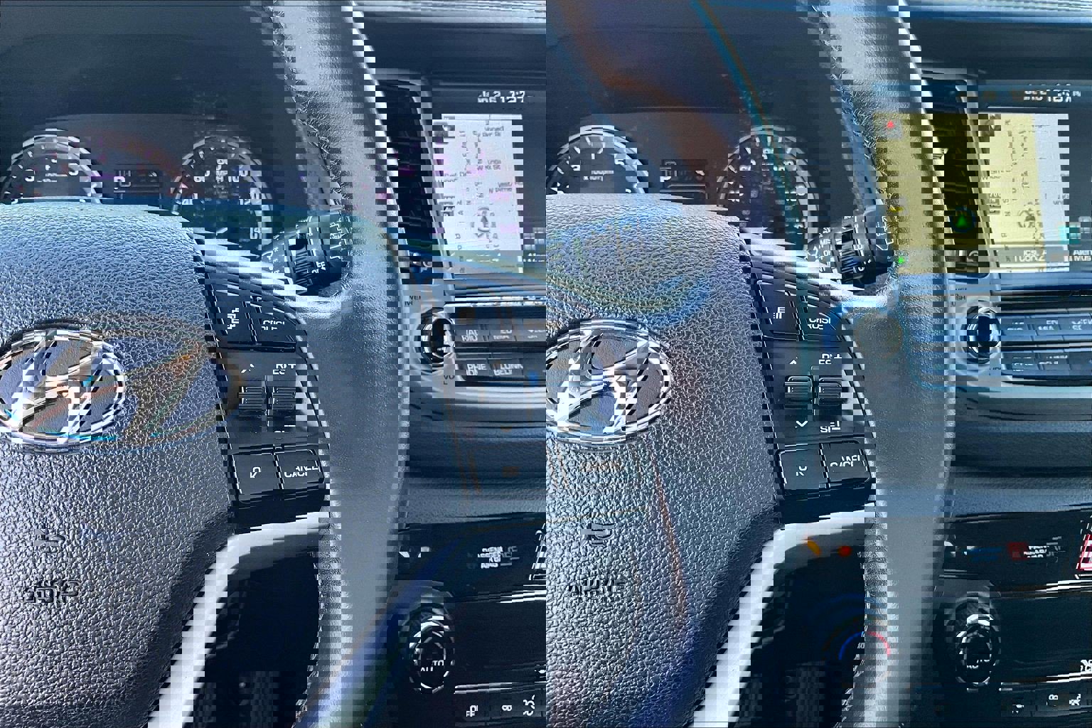 Used 2016 Hyundai Tucson Limited image 18