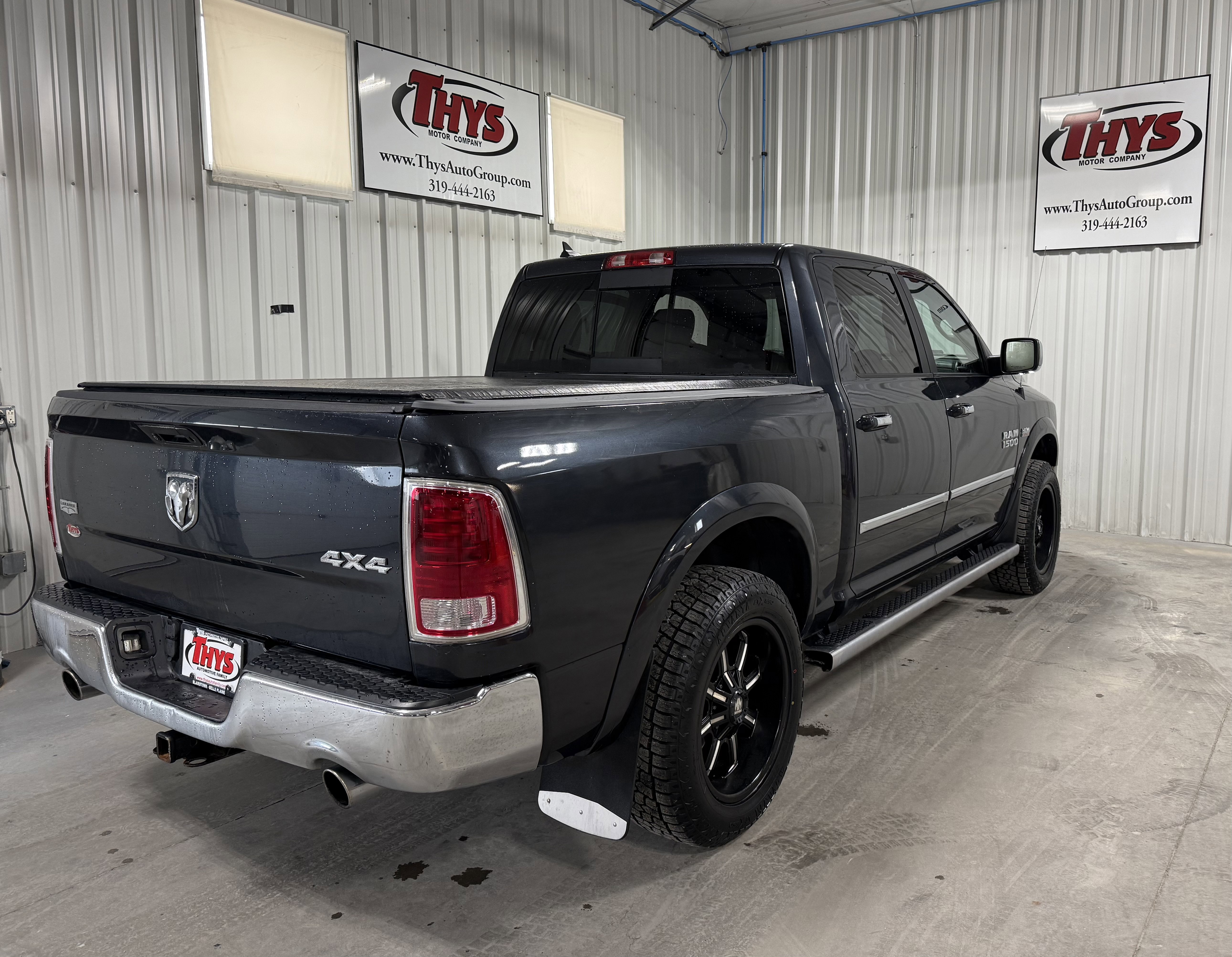 Used 2017 RAM 1500 Laramie w/ Convenience Group image 3