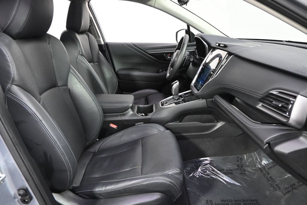 Used 2023 Subaru Outback Touring AWD/4WD image 15