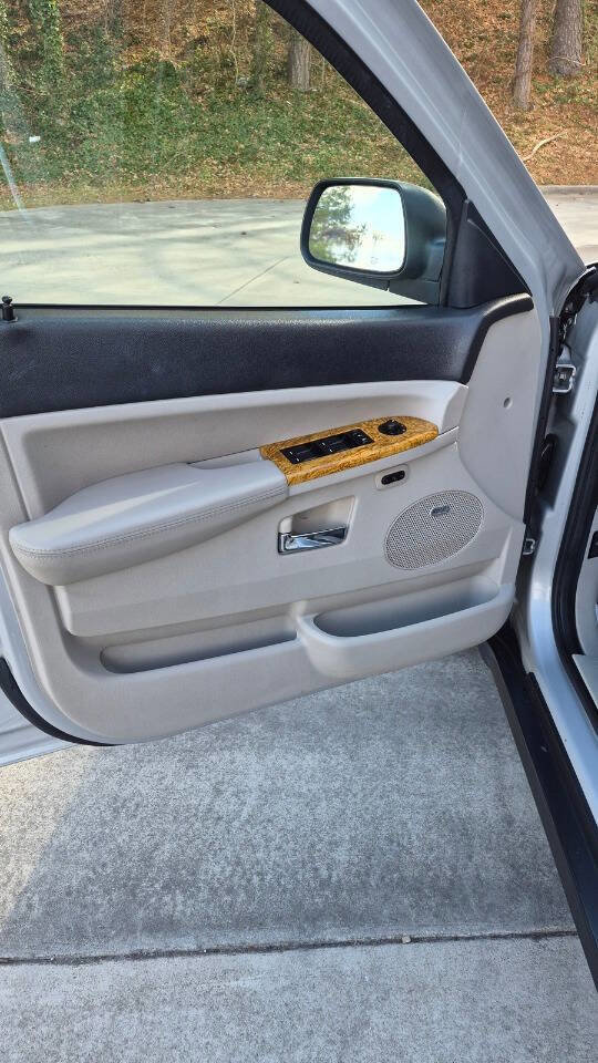 Used 2009 Jeep Grand Cherokee Limited image 53