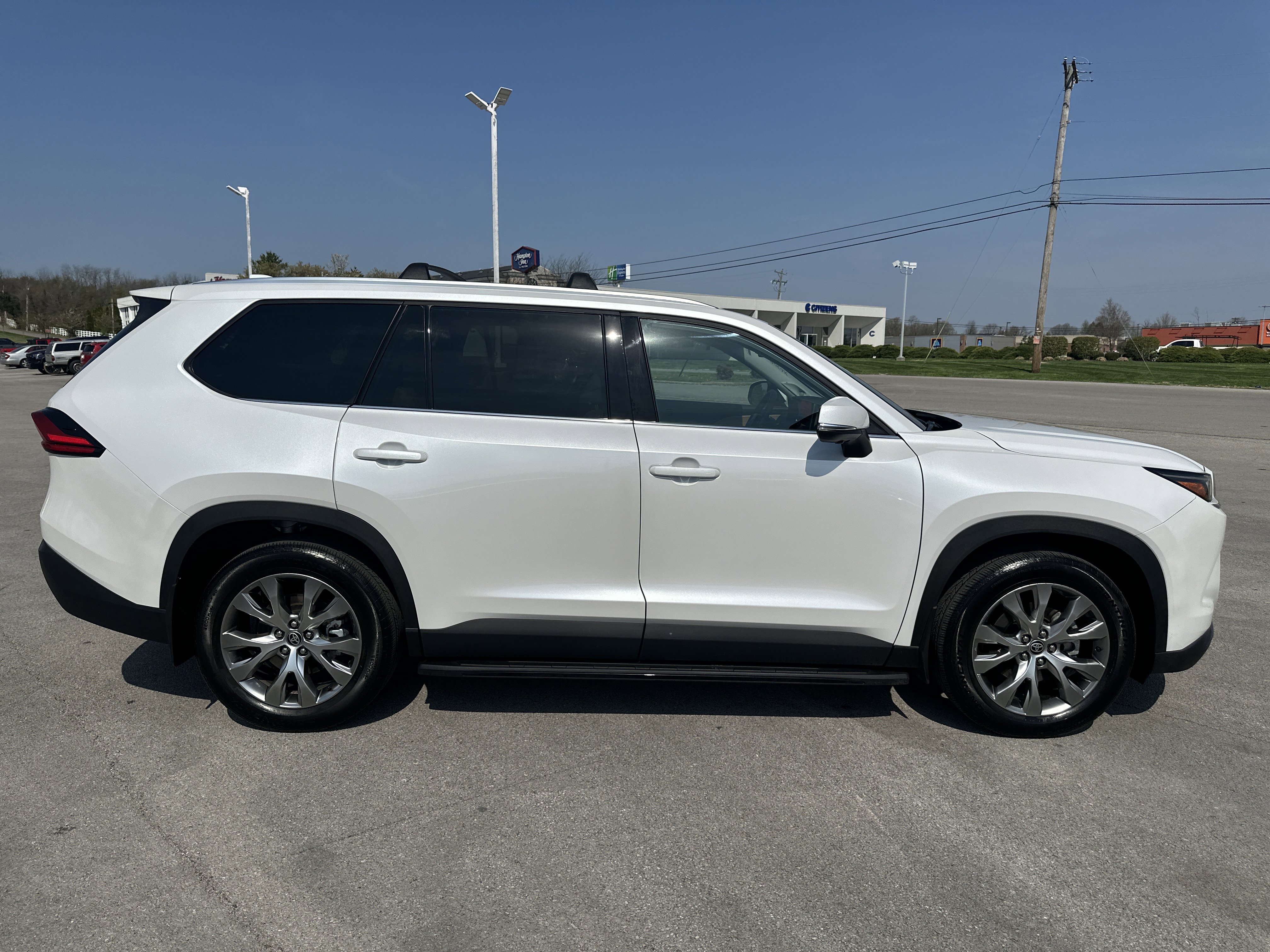 Certified 2024 Toyota Grand Highlander Limited image 4