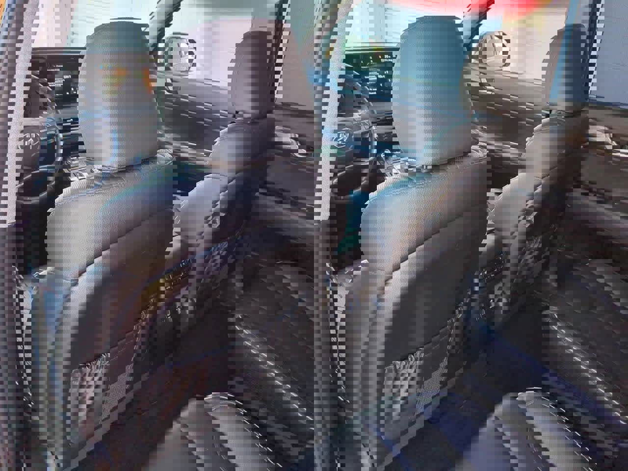 Used 2023 Hyundai Palisade Limited image 16