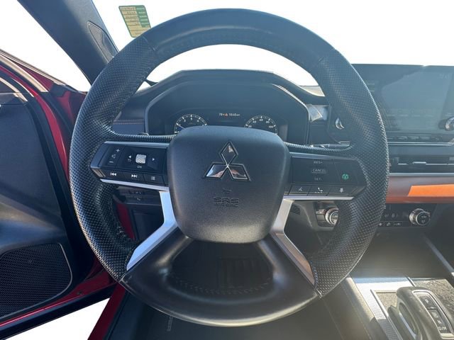 Used 2023 Mitsubishi Outlander SEL image 10