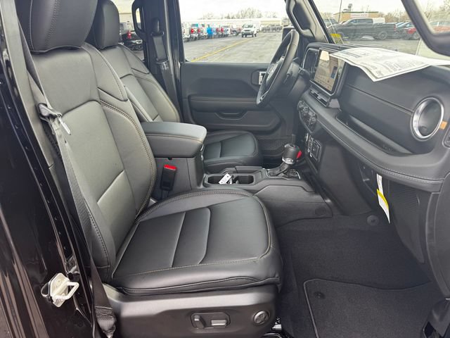 New 2026 Jeep Gladiator Sport AWD/4WD image 14