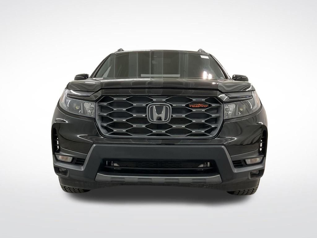 Used 2025 Honda Passport TrailSport image 5