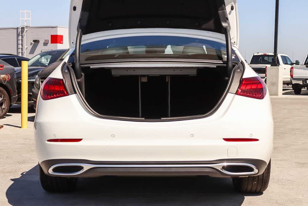 Used 2025 Mercedes-Benz C 300 Sedan image 28
