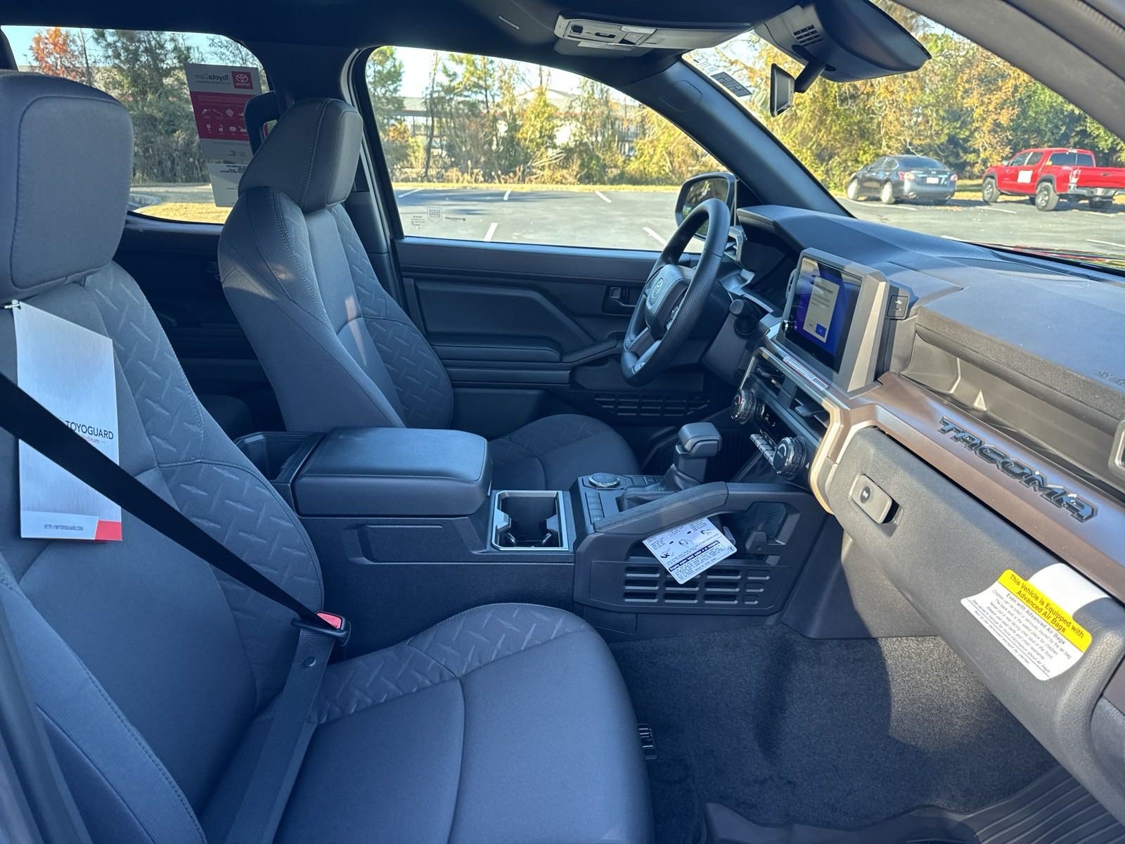 New 2024 Toyota Tacoma SR5 RWD image 31