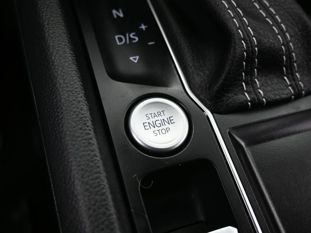 Used 2022 Volkswagen Atlas SE image 27