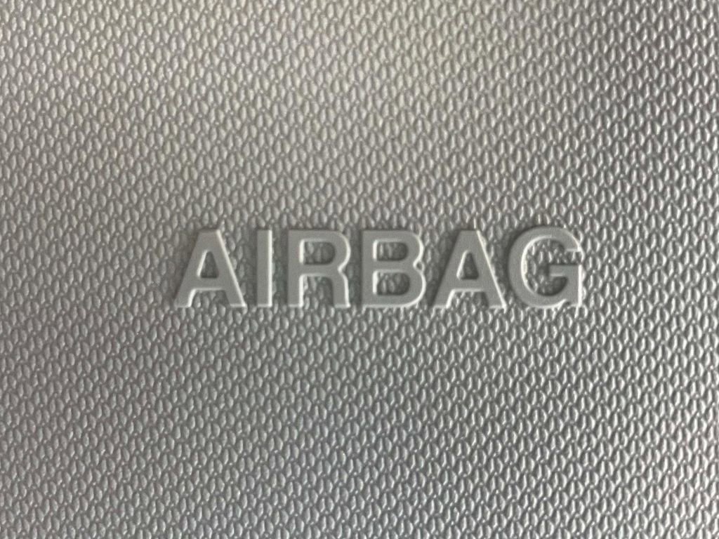 Used 2024 Ford Explorer XLT image 27