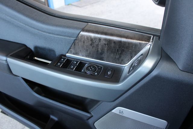 Used 2024 Ford F250 Lariat w/ Black Appearance Package image 20