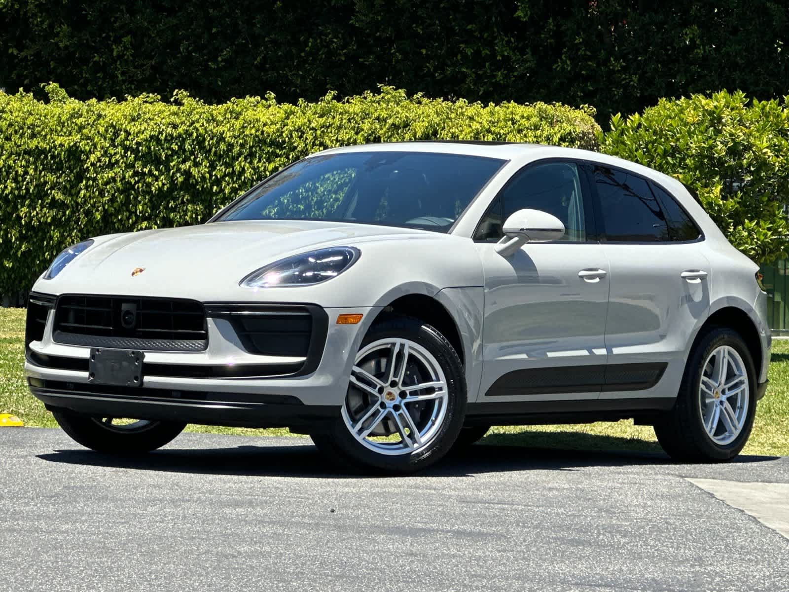 Certified 2025 Porsche Macan
