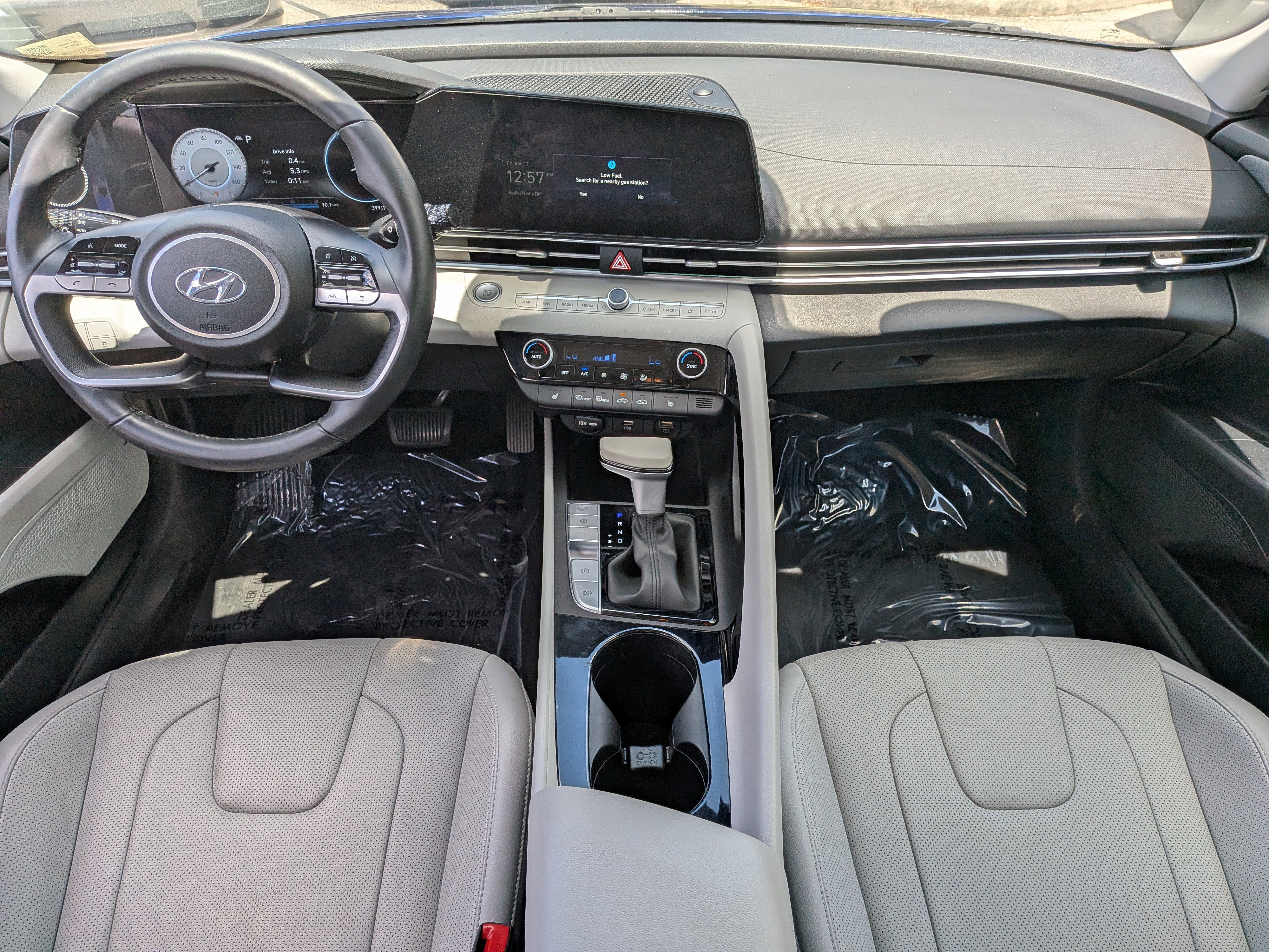 Used 2023 Hyundai Elantra Limited w/ Cargo Package FWD image 15