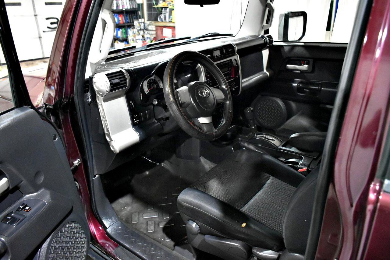 Used 2007 Toyota FJ Cruiser 2WD image 32