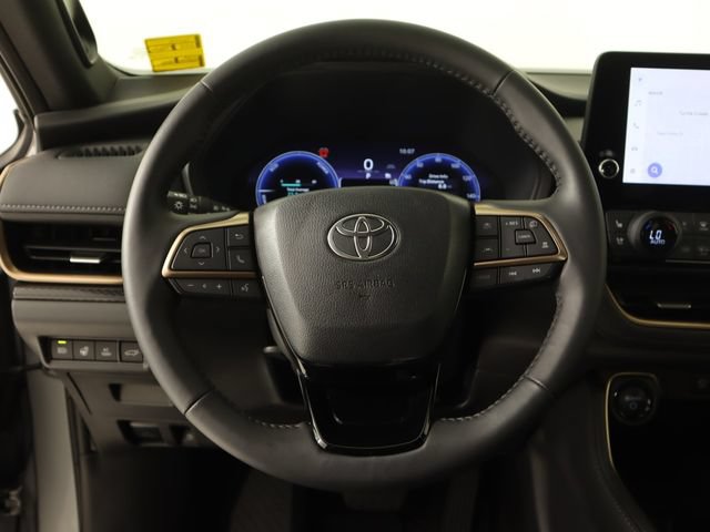 Used 2025 Toyota Grand Highlander AWD Hybrid image 22
