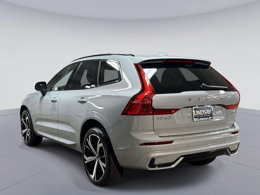 Used 2025 Volvo XC60 T8 Ultra w/ Protection Package Premier AWD/4WD image 12