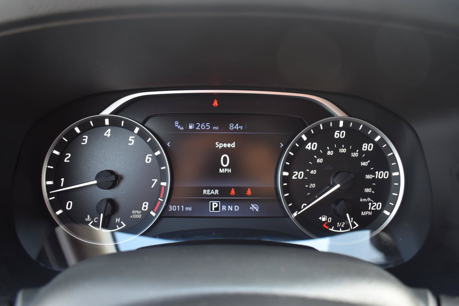 Certified 2025 Nissan Frontier SV RWD image 32