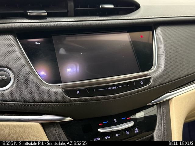 Used 2018 Cadillac XT5 FWD image 20