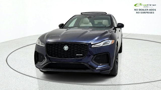 Used 2025 Jaguar F-PACE R-Dynamic S AWD/4WD image 3
