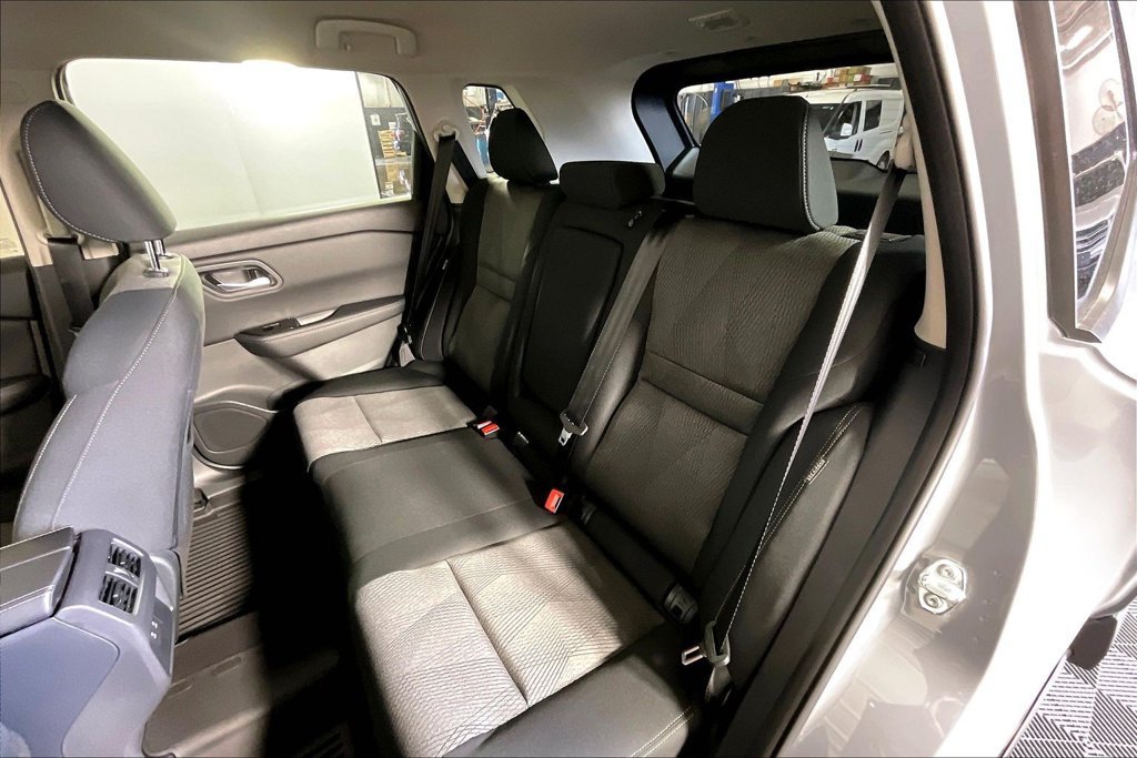 New 2026 Nissan Rogue SV w/ Cold Weather Package FWD image 12