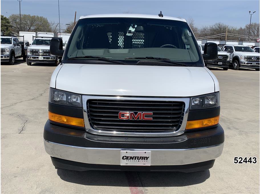 Used 2024 GMC Savana 2500 w/ Driver Convenience Package image 14