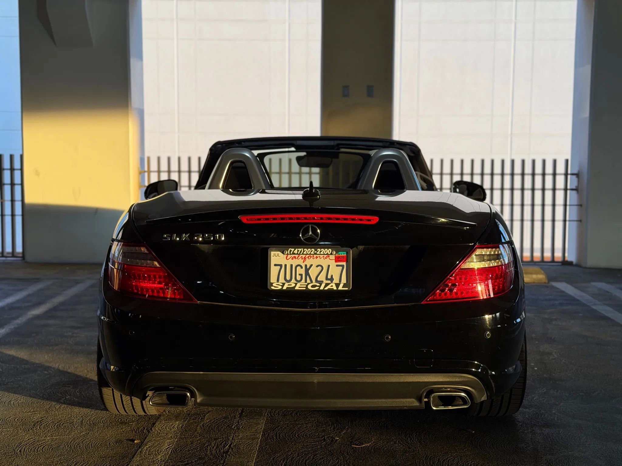 Used 2014 Mercedes-Benz SLK 250 w/ Sport Package image 4