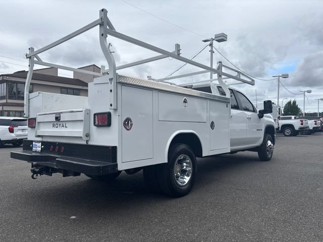 Used 2024 Chevrolet Silverado 3500 LT AWD/4WD image 5