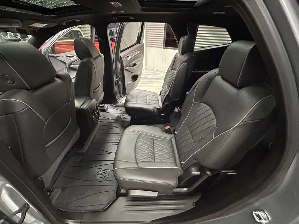 Used 2023 Buick Enclave Avenir w/ Avenir Technology Package image 52