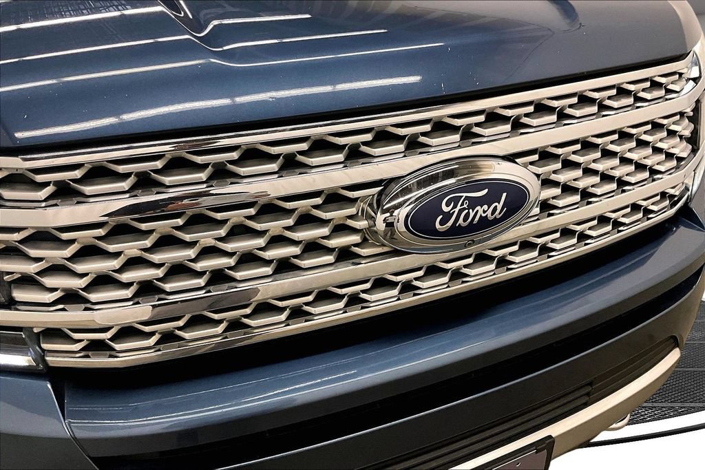 Used 2020 Ford Expedition Max Platinum AWD/4WD image 32