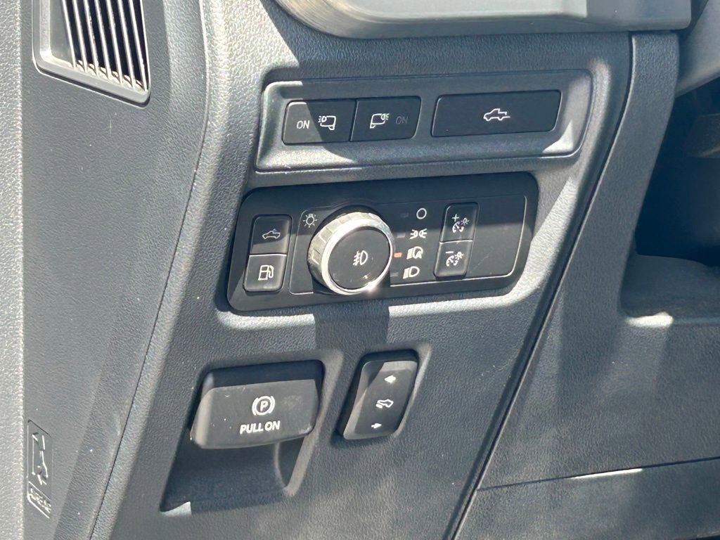 Certified 2022 Ford F150 Lariat image 41