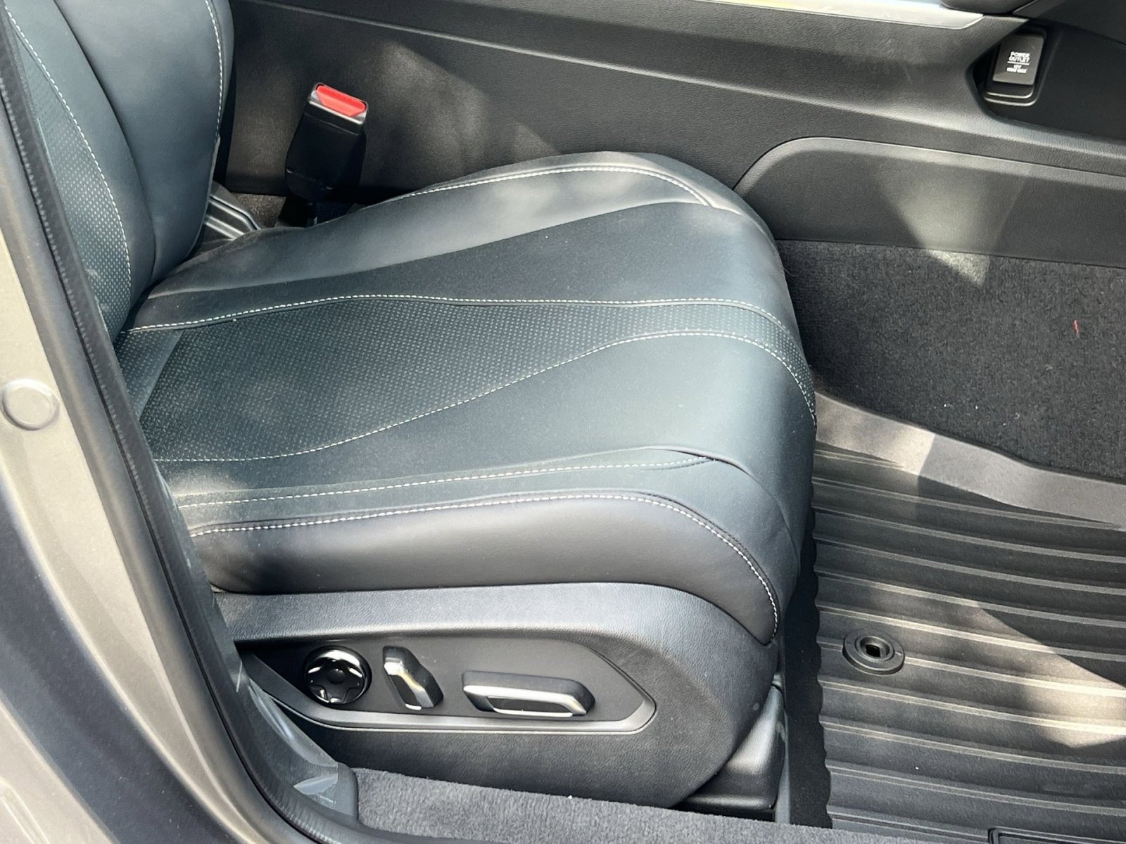 New 2025 Acura TLX w/Technology Package image 27