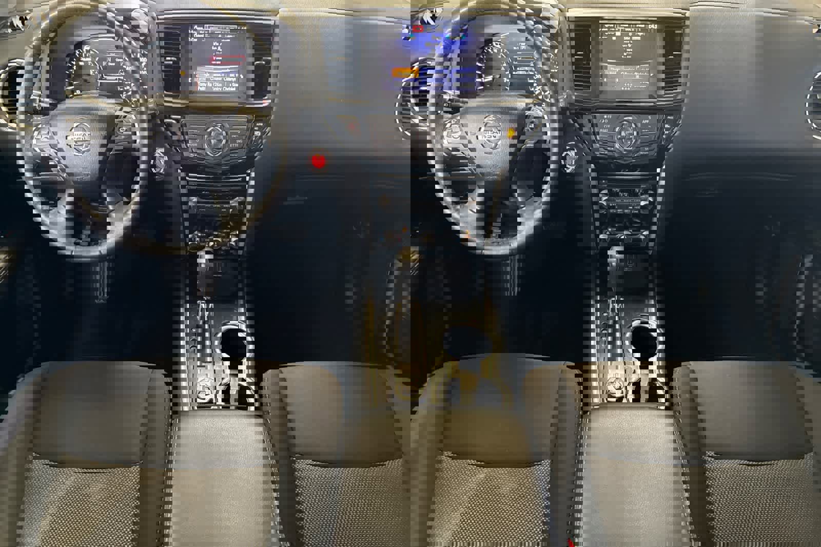 Used 2020 Nissan Pathfinder SV image 13