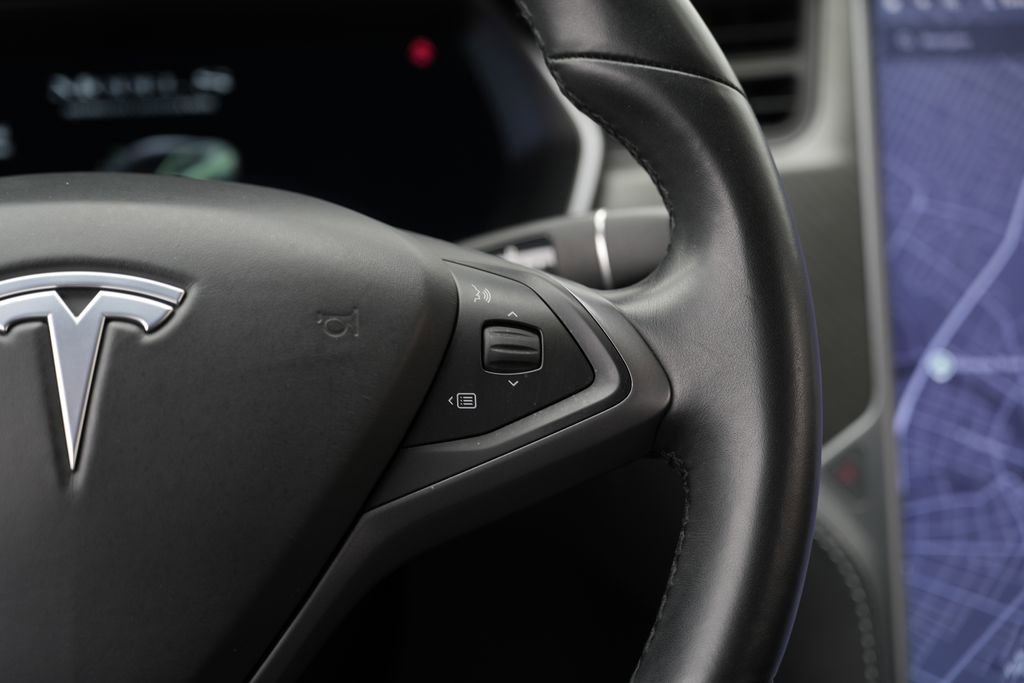 Used 2020 Tesla Model S Performance image 41