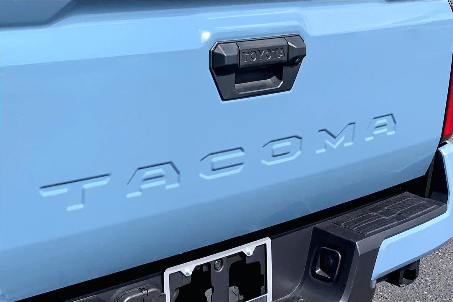 New 2026 Toyota Tacoma SR5 RWD image 17