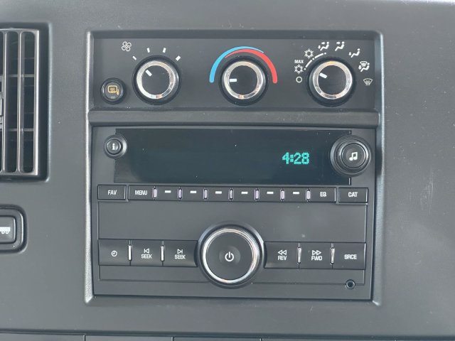 Used 2020 Chevrolet Express 3500 LT w/ LT Preferred Equipment Group RWD image 19