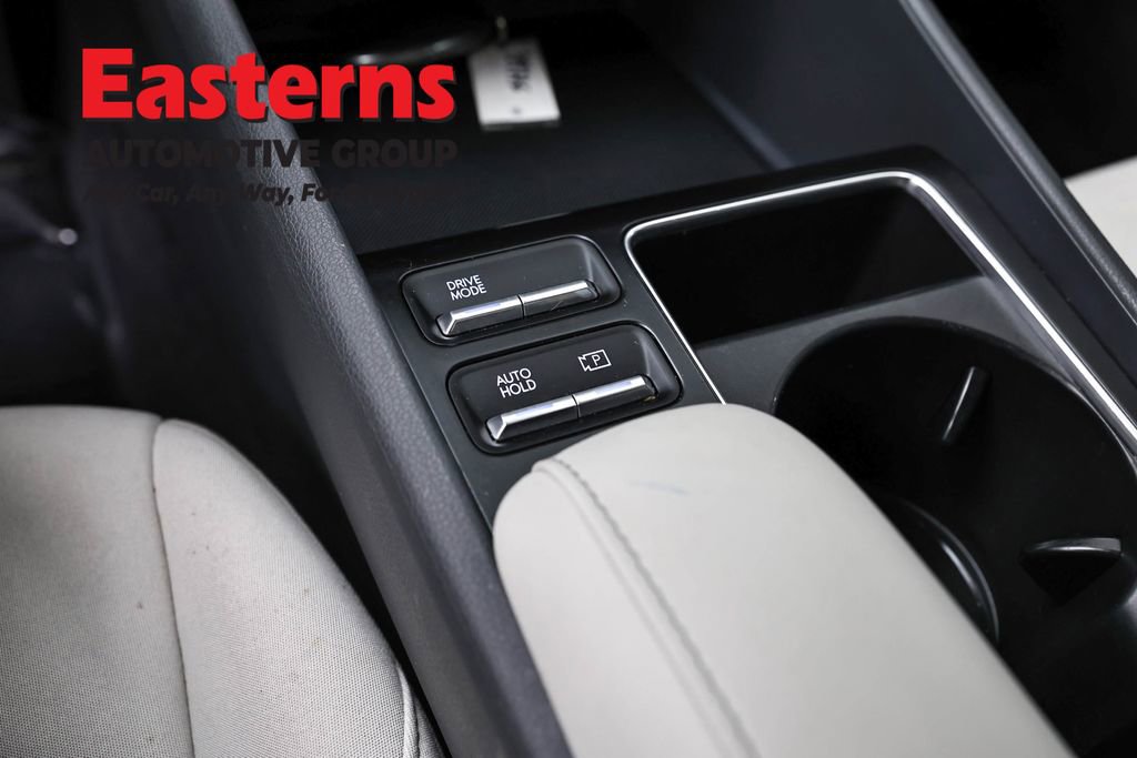 Used 2025 Hyundai Sonata SEL FWD image 22
