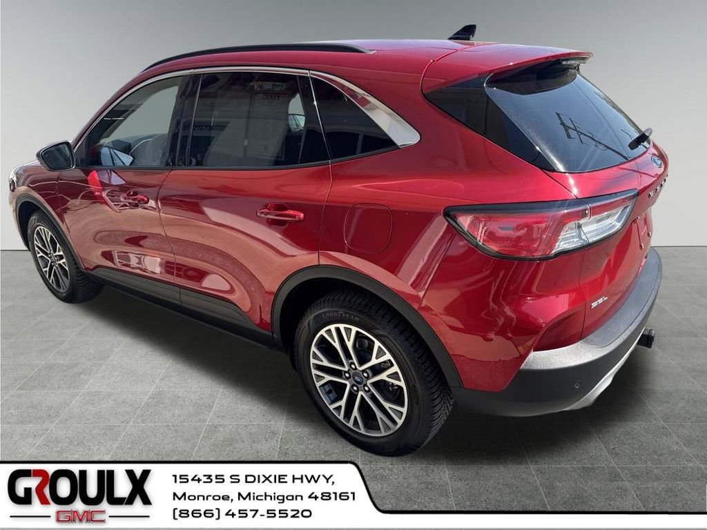 Used 2020 Ford Escape SEL image 4