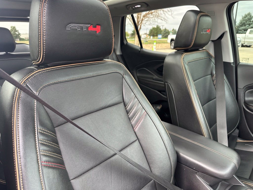 Certified 2024 GMC Terrain AT4 w/ Infotainment Package II AWD/4WD image 33