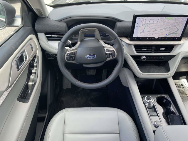 New 2026 Ford Explorer Active w/ Active Comfort Package AWD/4WD image 4