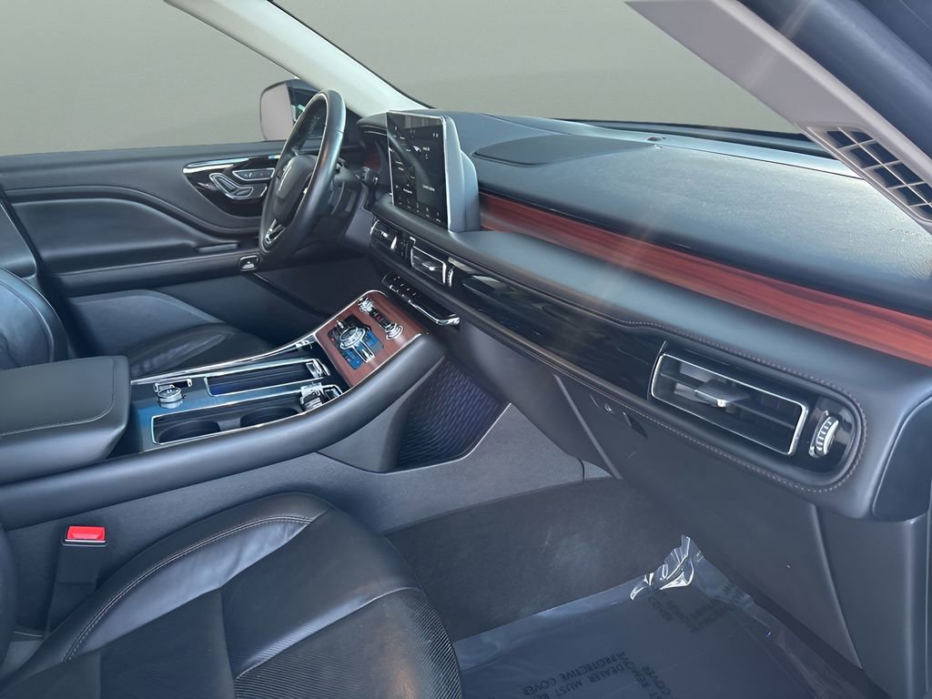 Used 2024 Lincoln Aviator Reserve image 41