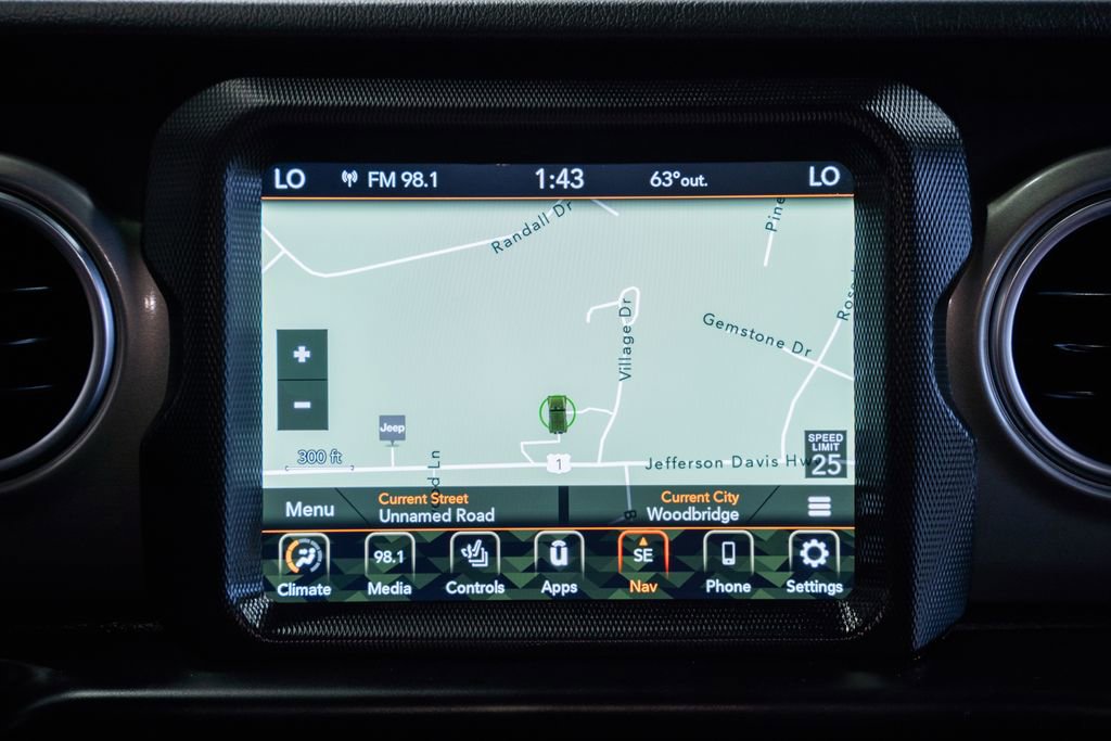 Certified 2022 Jeep Wrangler Unlimited Sahara w/ Cold Weather Group AWD/4WD image 27