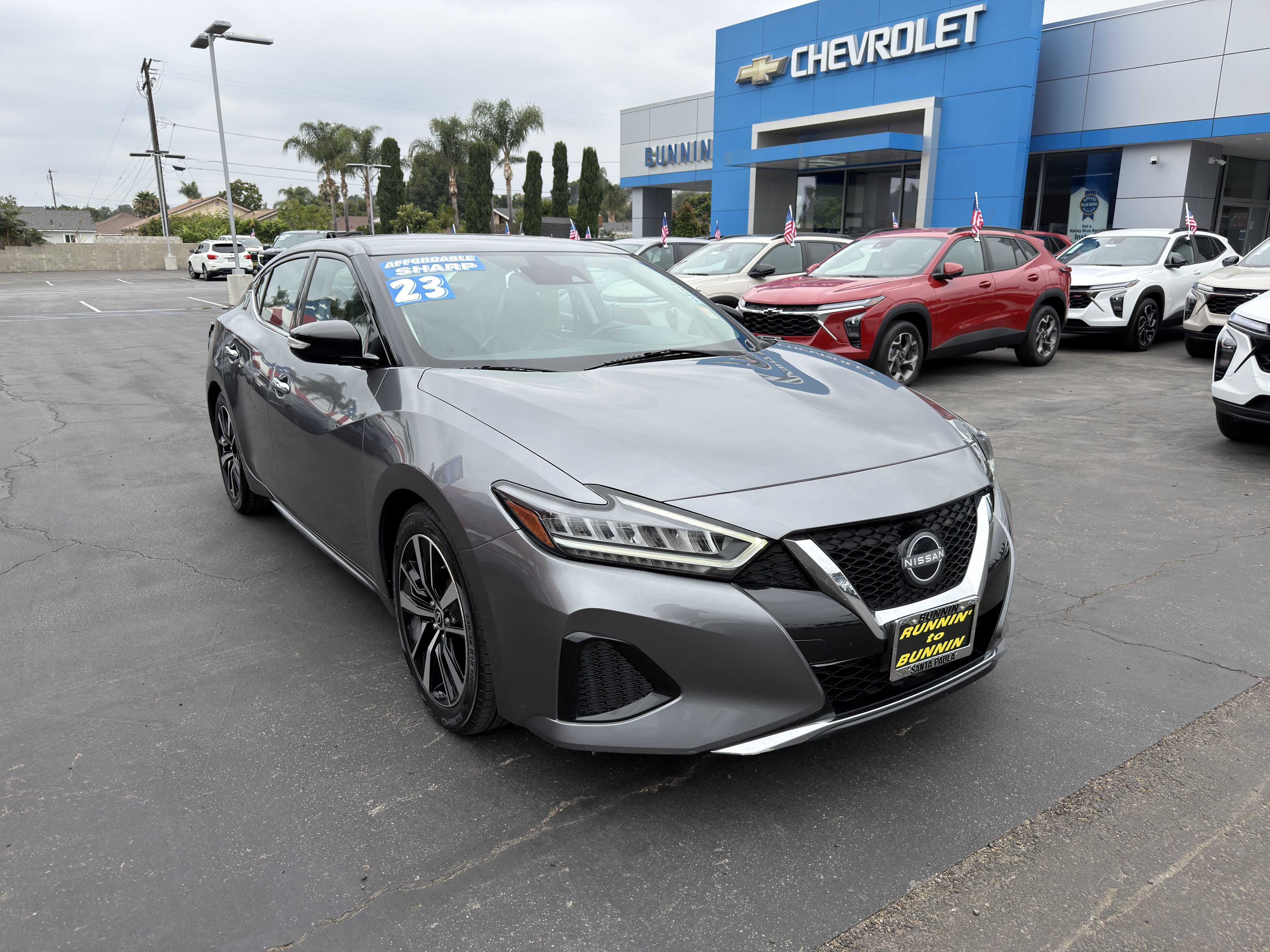 Used 2023 Nissan Maxima SV w/ Floor Mat Group FWD image 2