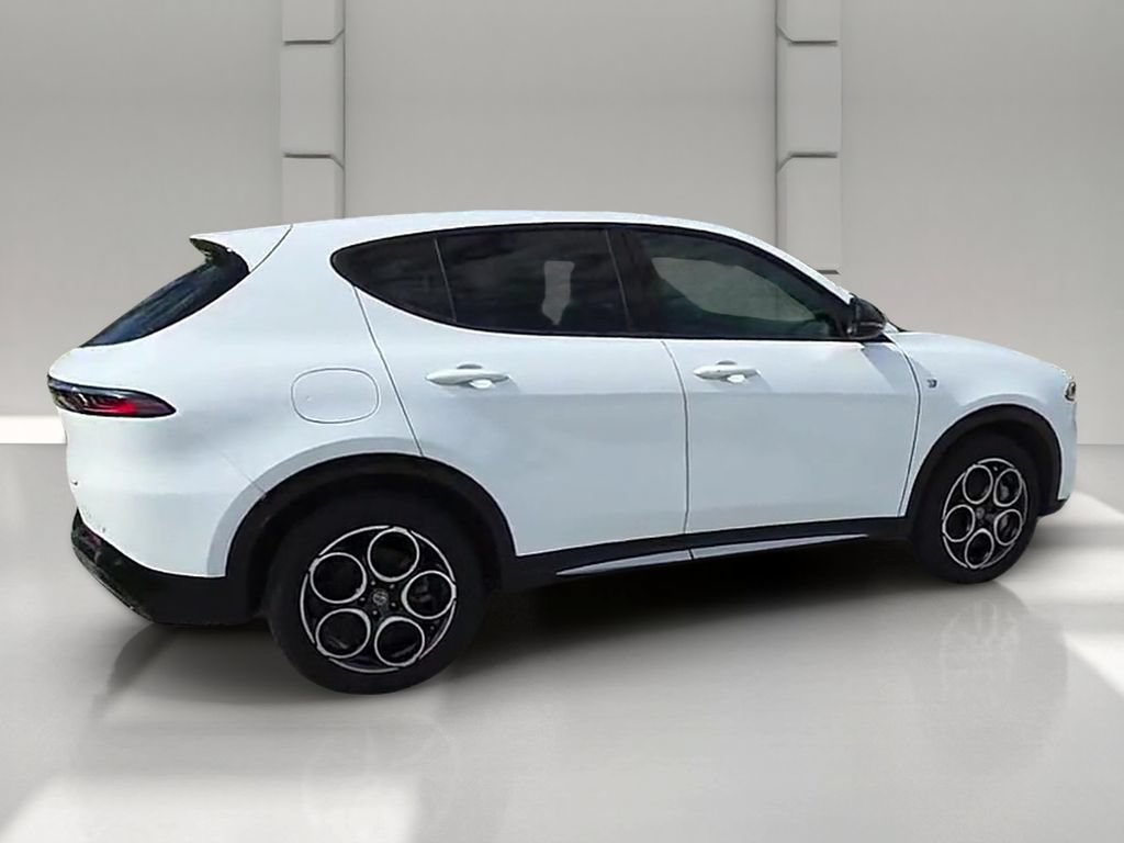 Used 2024 Alfa Romeo Tonale Ti AWD/4WD image 45