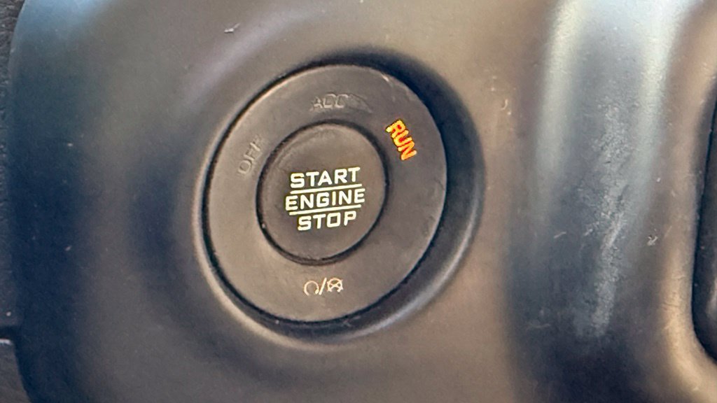 Used 2021 Jeep Wrangler Sport AWD/4WD image 26