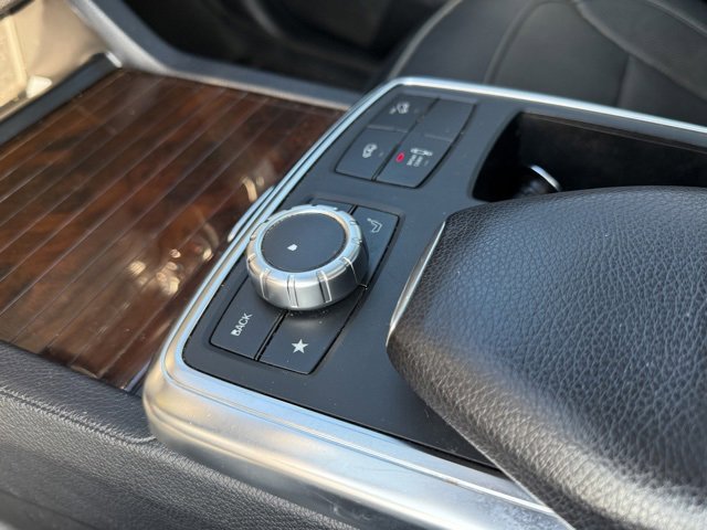 Used 2013 Mercedes-Benz GL 550 4MATIC image 21