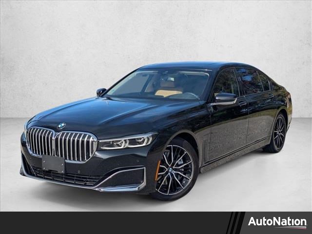 Used 2022 BMW 740i image 1