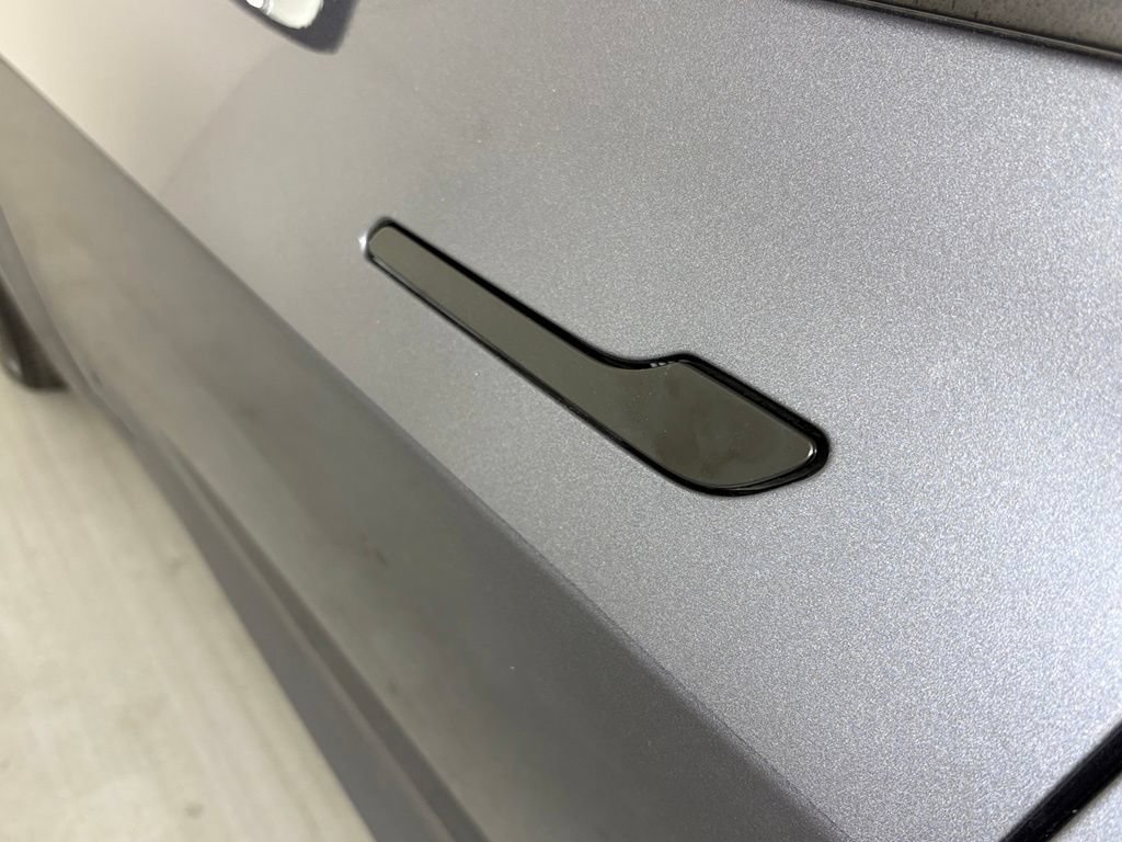 Used 2023 Tesla Model 3 Standard Range RWD image 14