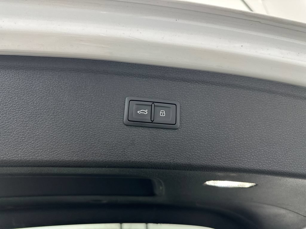 Used 2024 Audi Q5 2.0T Premium Plus AWD/4WD image 21