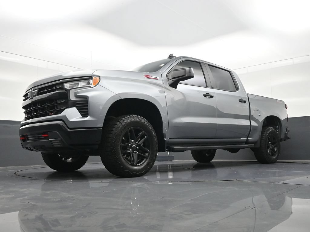 Used 2024 Chevrolet Silverado 1500 LT Trail Boss w/ Convenience Package II AWD/4WD image 25
